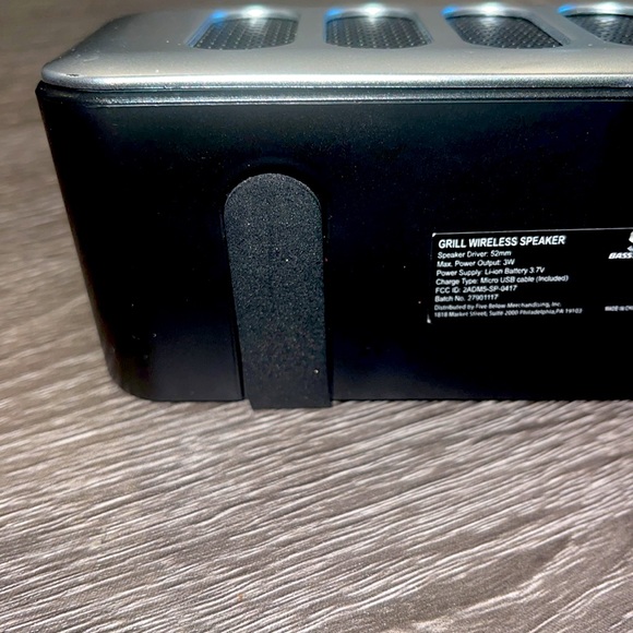 Grill Wireless Speaker - Picture 6 of 7